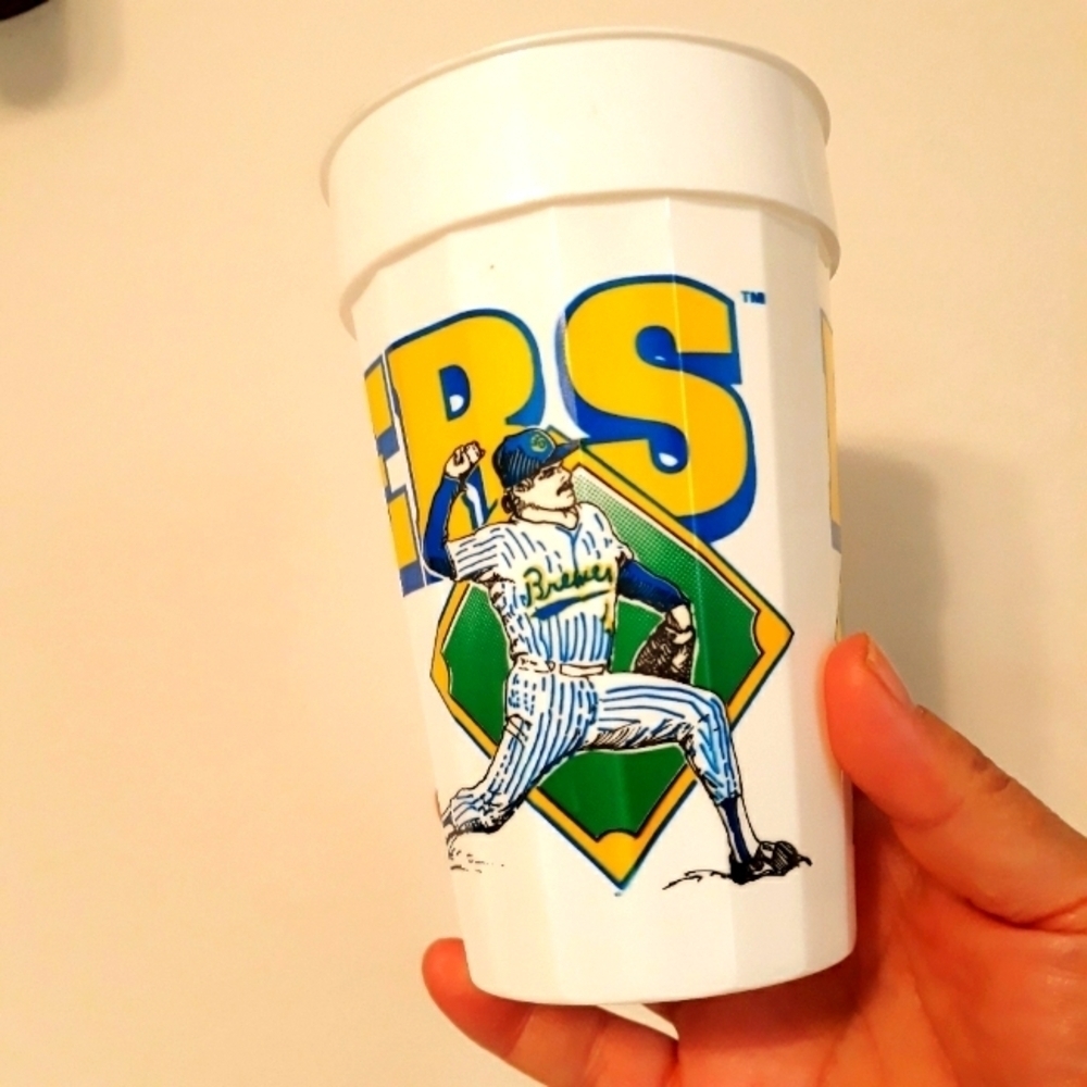 Vintage 1992 Brewers Milwaukee's Summer Games MLB Souvenir Cup - Picture 2 of 6